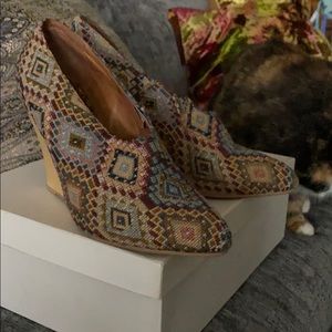 Wood Heeled Wedge Shoes
